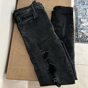 Abercrombie and Fitch Simone High Rise Super Skinny 10R distressed black Jean